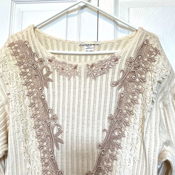 Mexico Vintage Beaded Silk Embroidery and Lace Adorned Sweater Cotton Blend 90s - Picture 4 of 8